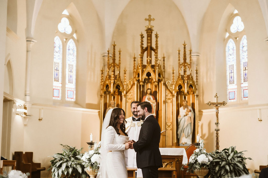 Catholic Ceremony and Golf Club reception in Arizona. Queen Creek Wedding photographer.